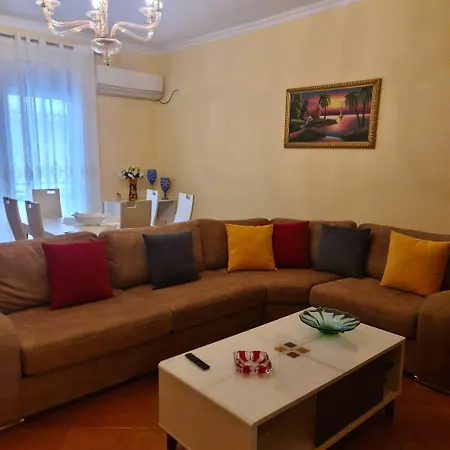 Casale Pietro * Vlorë